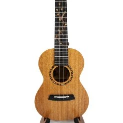 Ukuleles Enya Kaka Solid Top Mahogany Concert Ukulele (KUC-30D)