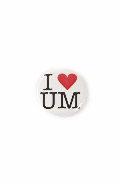 Accessories UM Badge - I Love UM